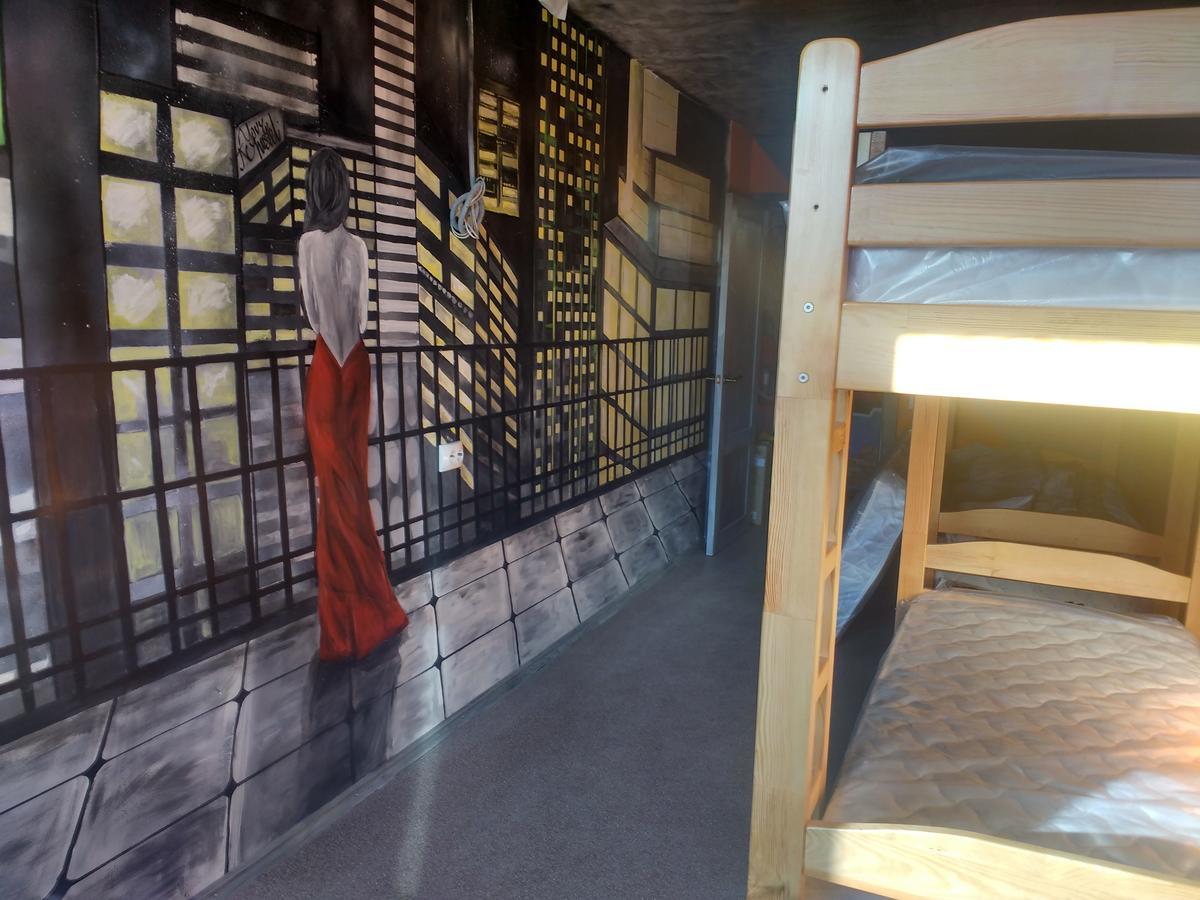 旅馆 Graffiti Mega